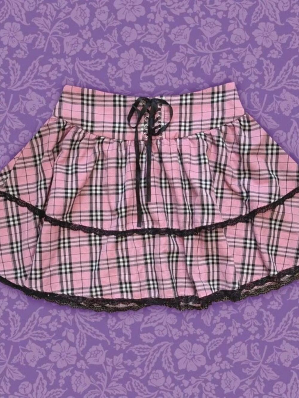 Hot Topic pink and black tiered mini skirt